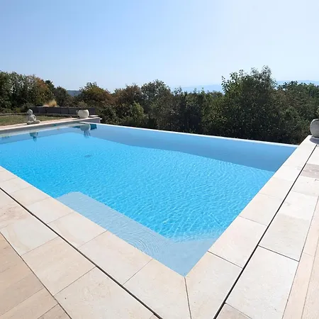 Dans Avec Piscine Appartamento